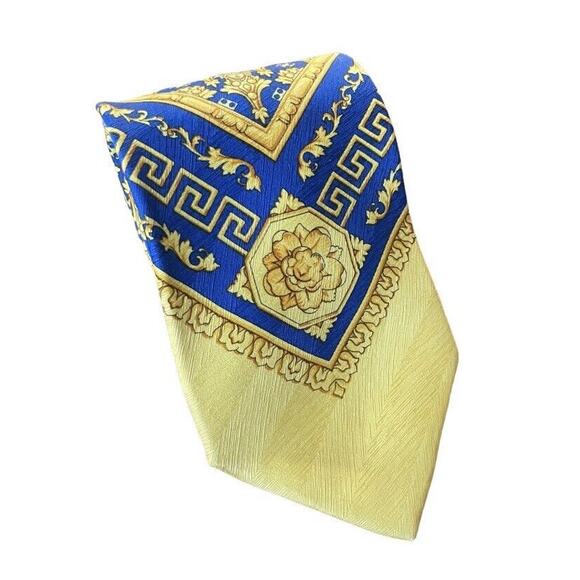 Versace Neck Tie Men Gold Baroque Medusa AOP Silk Gianni Handmade Italy RARE